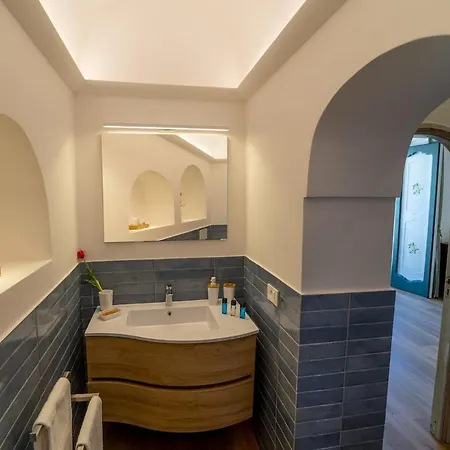 Casa Cosenza Konukevi *